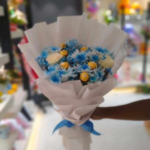 Rocher Bouquet In Blue Theme